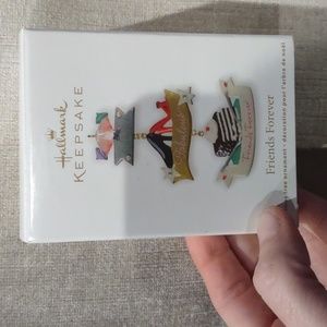 friends forever Hallmark Christmas ornament